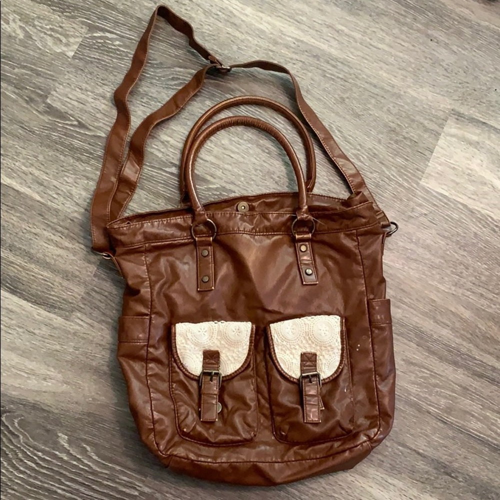 Brown leather crossbody/shoulder bag